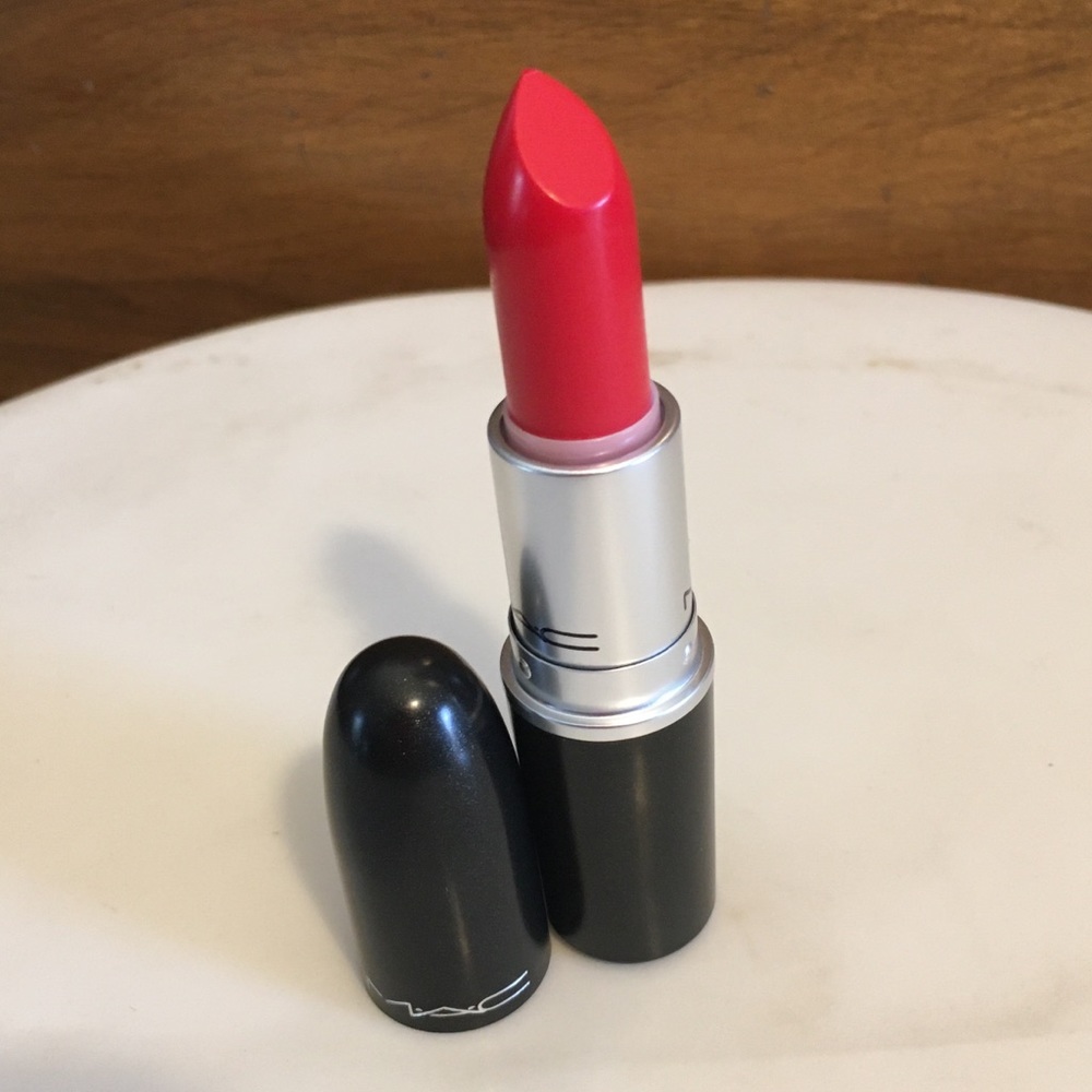 Barbeque - MAC NWOB LR Lipstick (Matte)